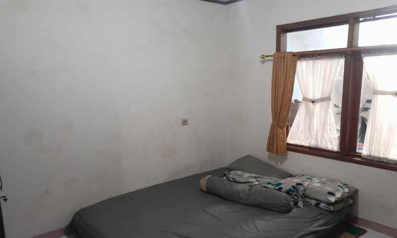 disewakan rumah cikajang
