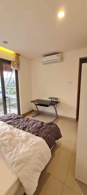 disewakan rumah di asera nishi harapan indah bekasi