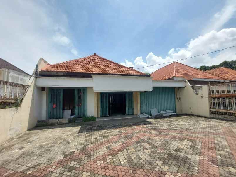 disewakan rumah dr soetomo tegalsari