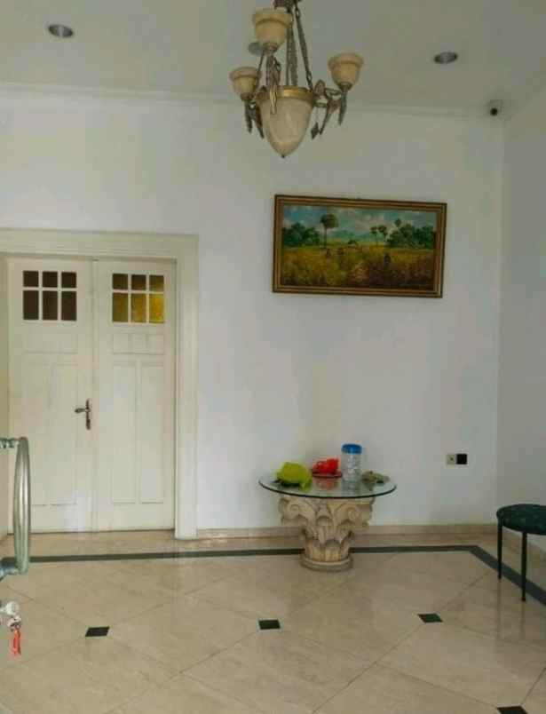 disewakan rumah gubeng