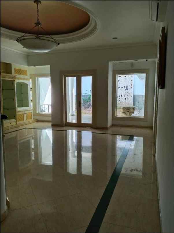 disewakan rumah gubeng