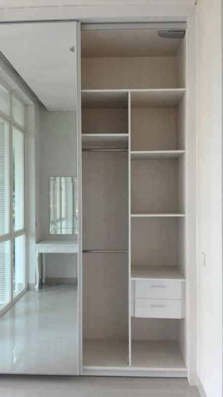 disewakan rumah jalan pakuwon indah