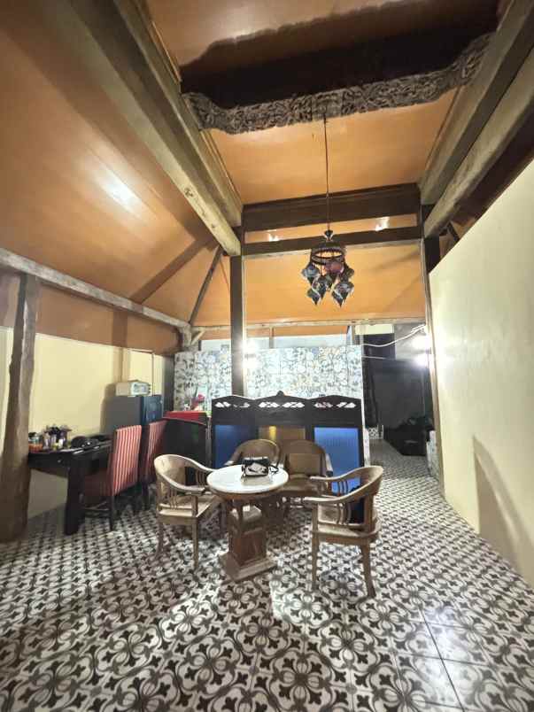 disewakan rumah jl pura pemecutan ungasan