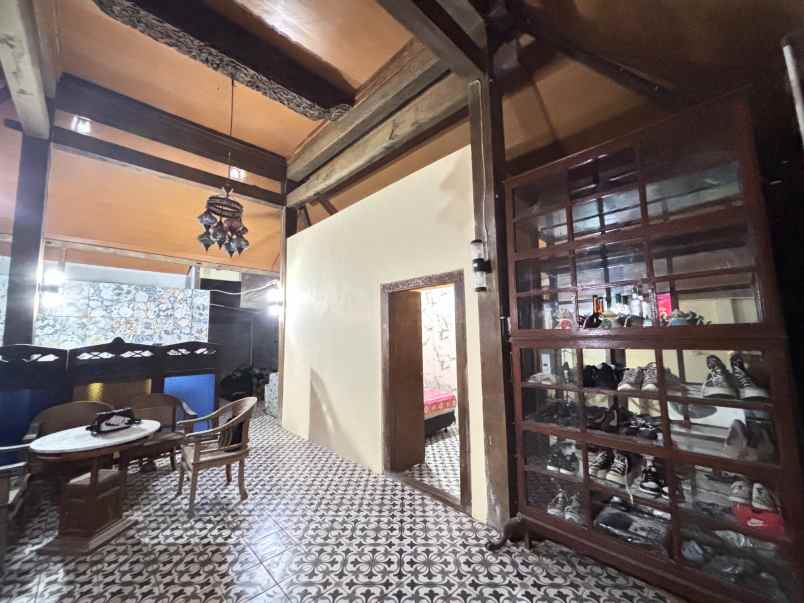 disewakan rumah jl pura pemecutan ungasan