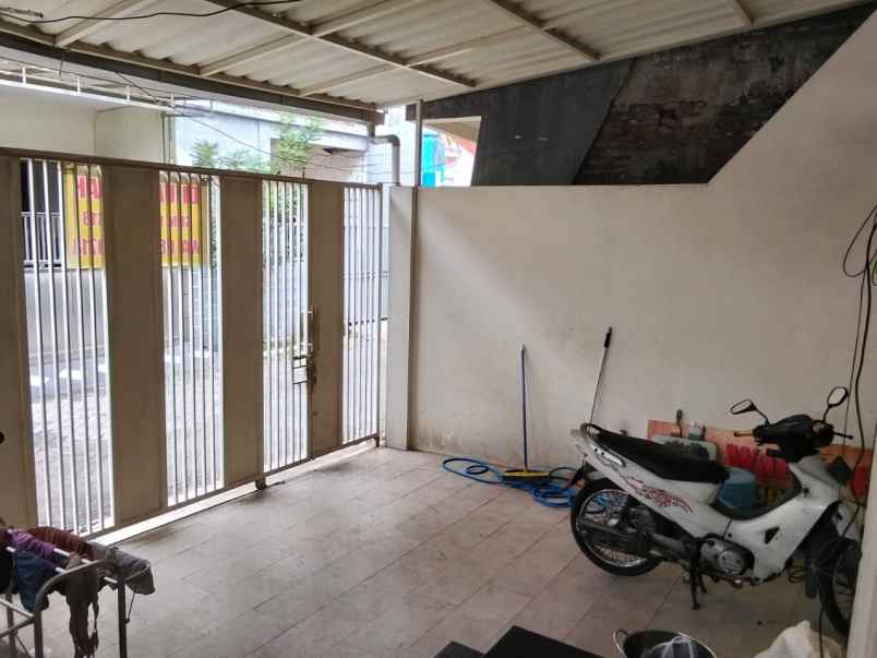 disewakan rumah kalijudan asri indah