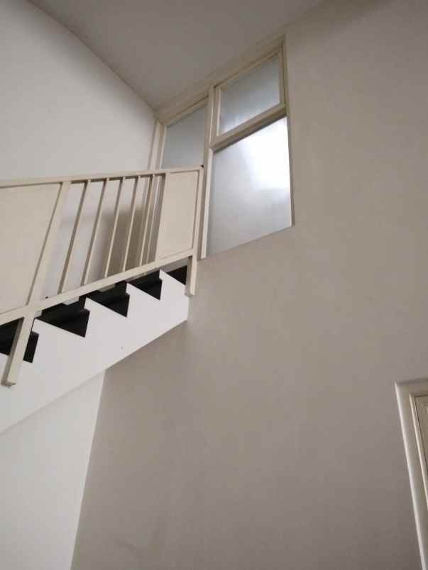 disewakan rumah kalijudan asri indah