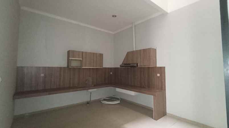 disewakan rumah kelapa nias kelapa gading