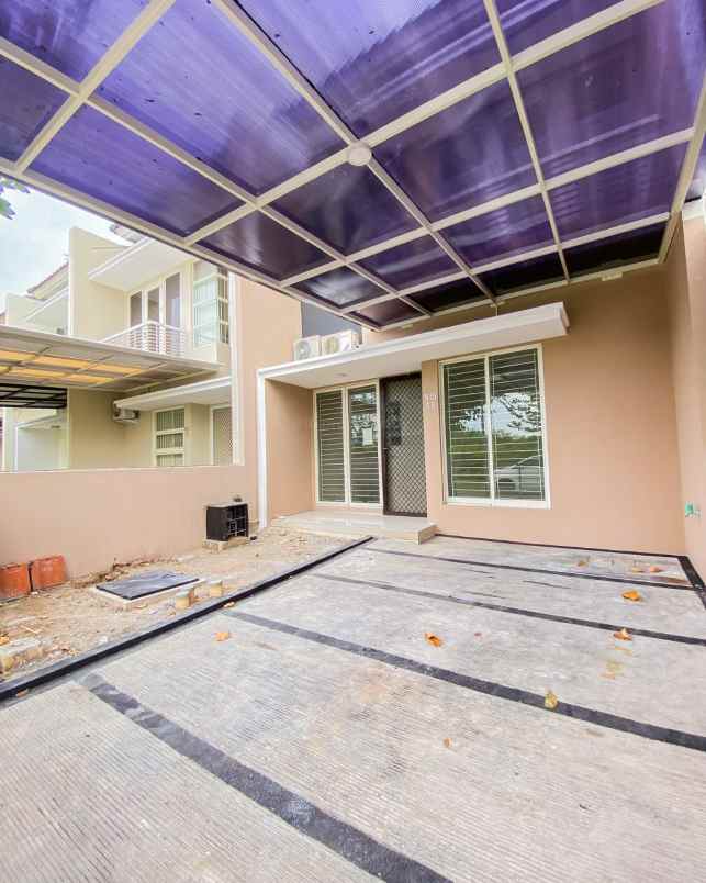 disewakan rumah pakuwon city