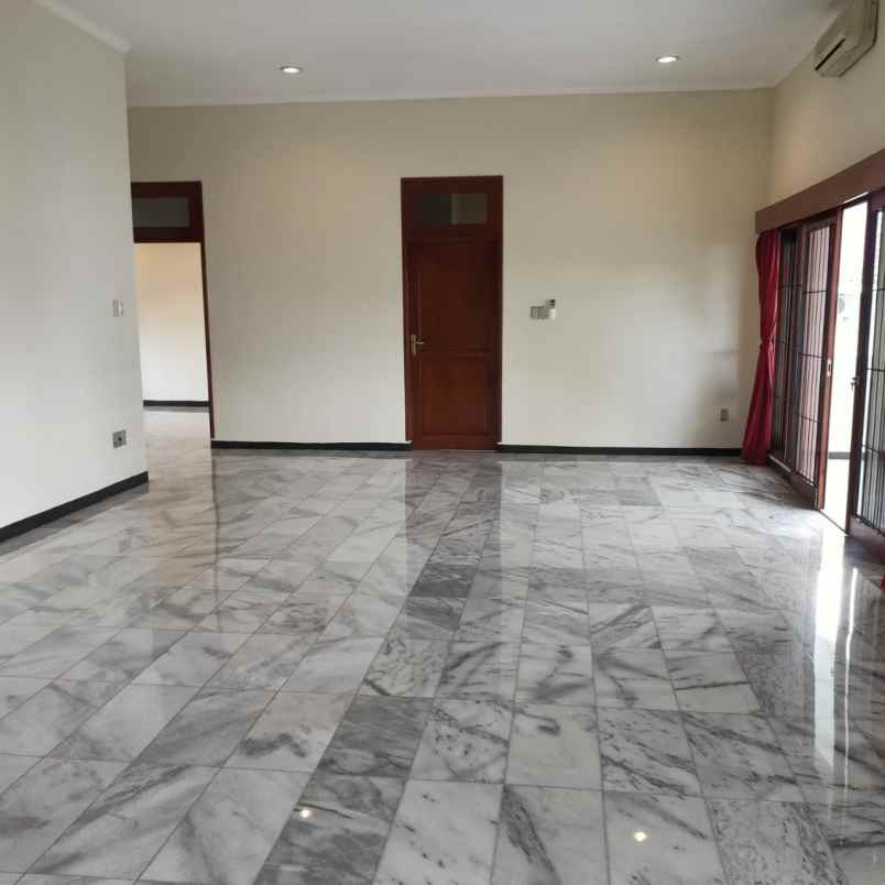 disewakan rumah pejaten barat