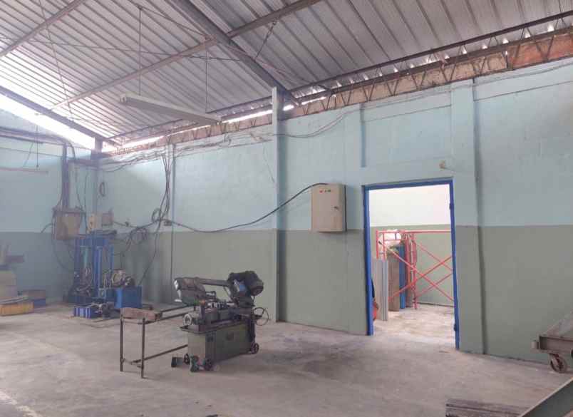 gudang murah siap pakai di mustika jaya kota bekasi