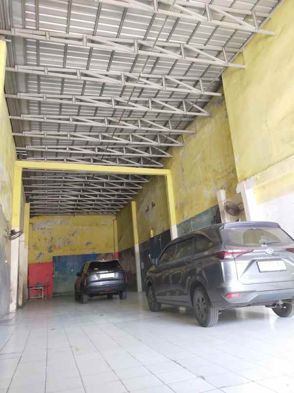 gudang warehouse di jalan kembar surabaya