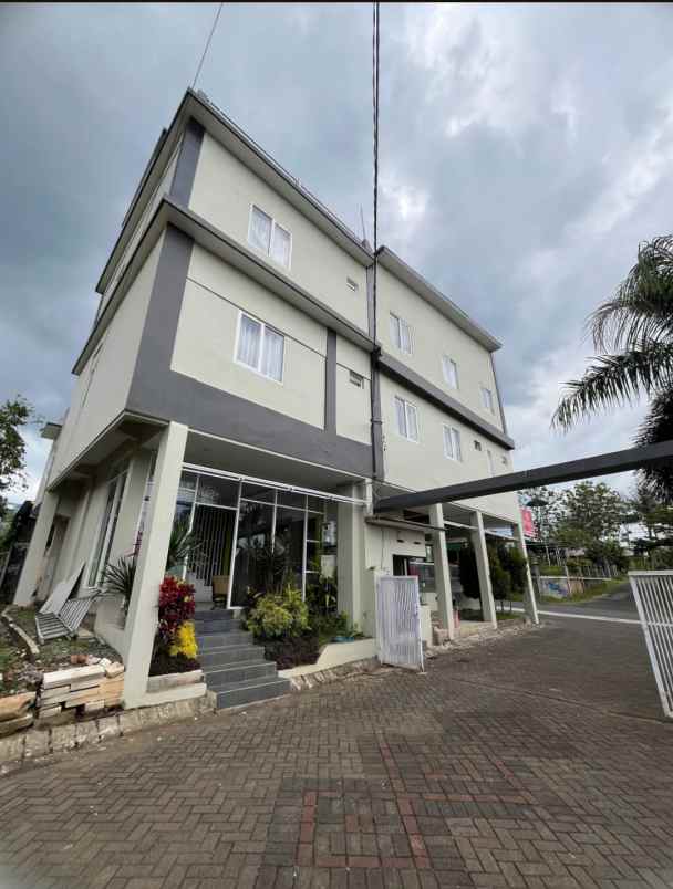 guest house exclusive joyoagung kota malang