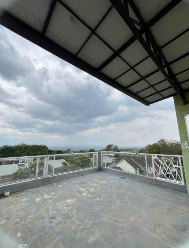 guest house exclusive joyoagung kota malang