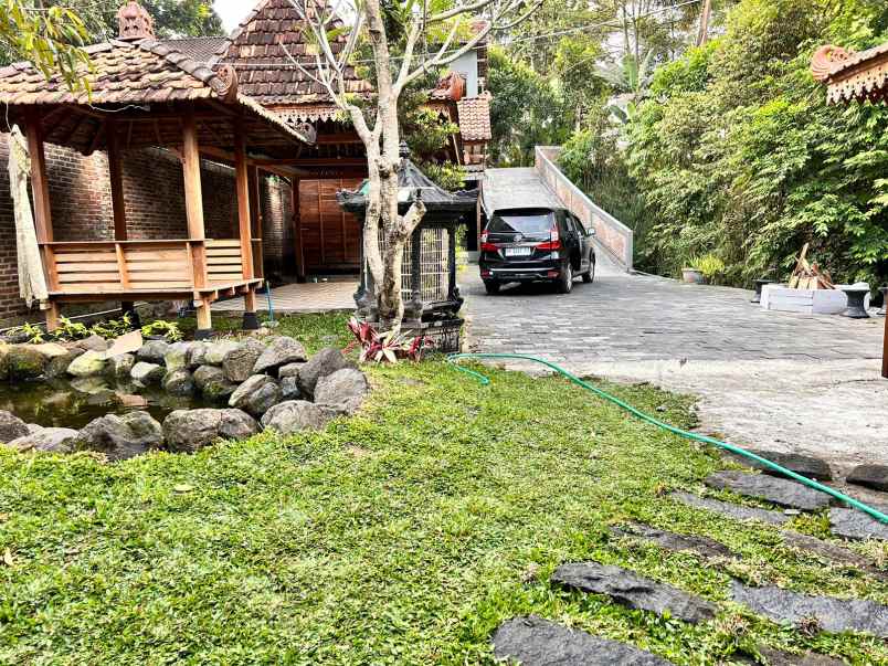 investasi rumah joglo di jogja view sungai dan sawah