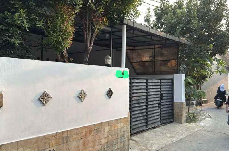 jual cepat runah 2 lantai di beji tol kukusan