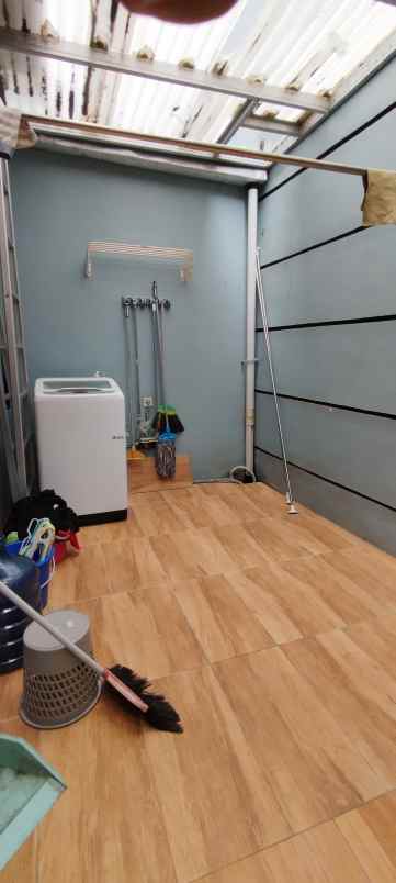 jual rugi rumah di surabaya