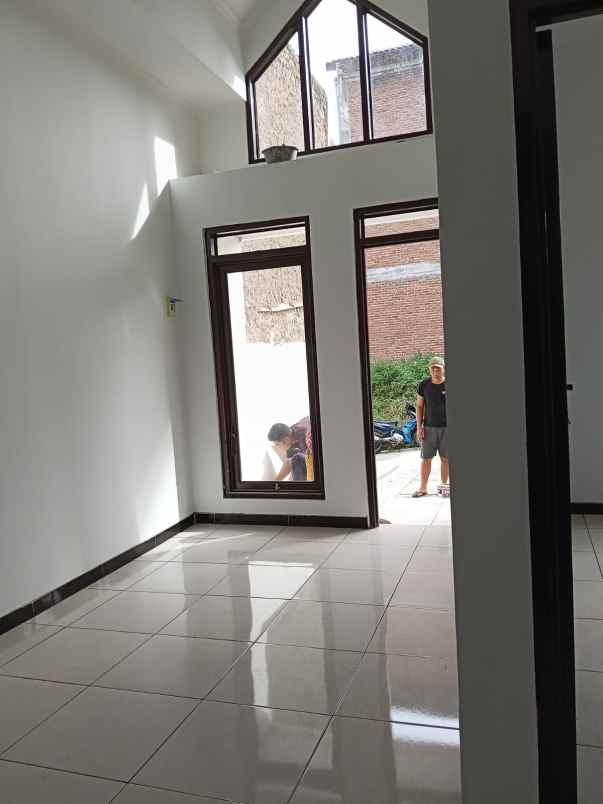 jual rumah baru di cipageran kota cimahi