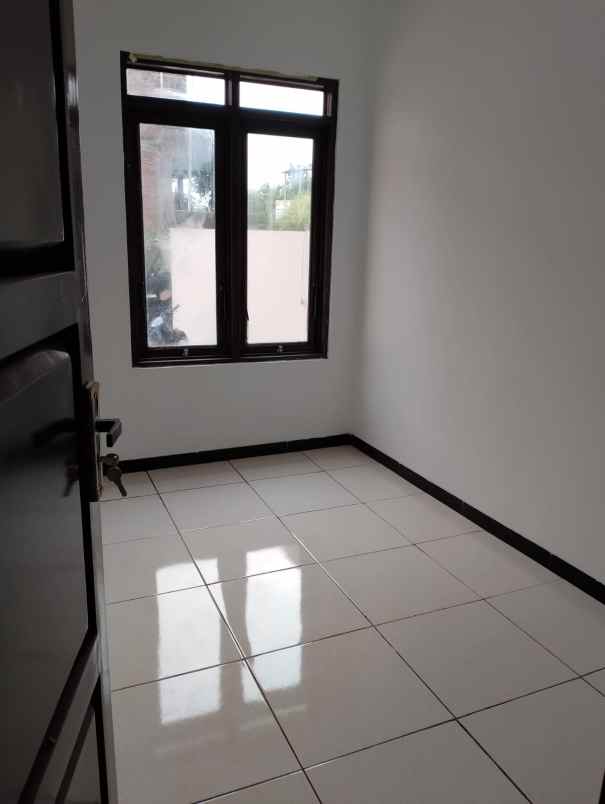 jual rumah baru di cipageran kota cimahi