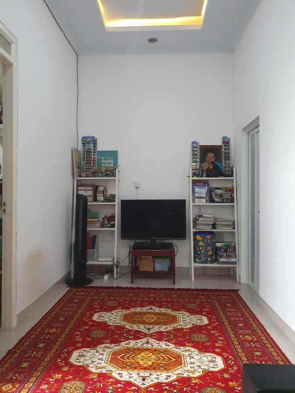 jual rumah di jagakarsa raya jakarta selatan