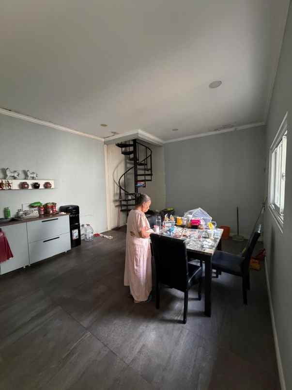 jual rumah di perumahan eramas 2000