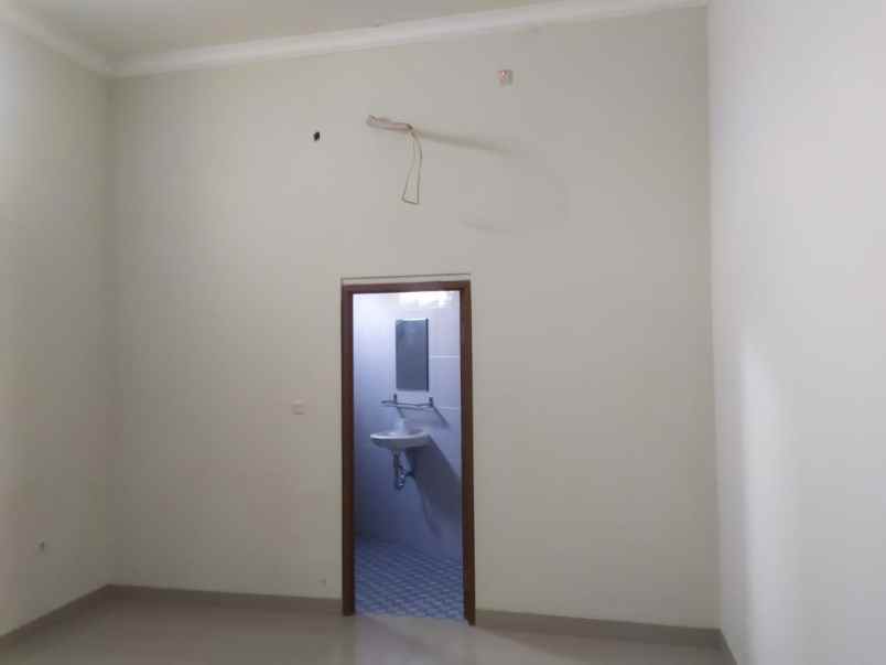 jual rumah duta square jelambar jak bar