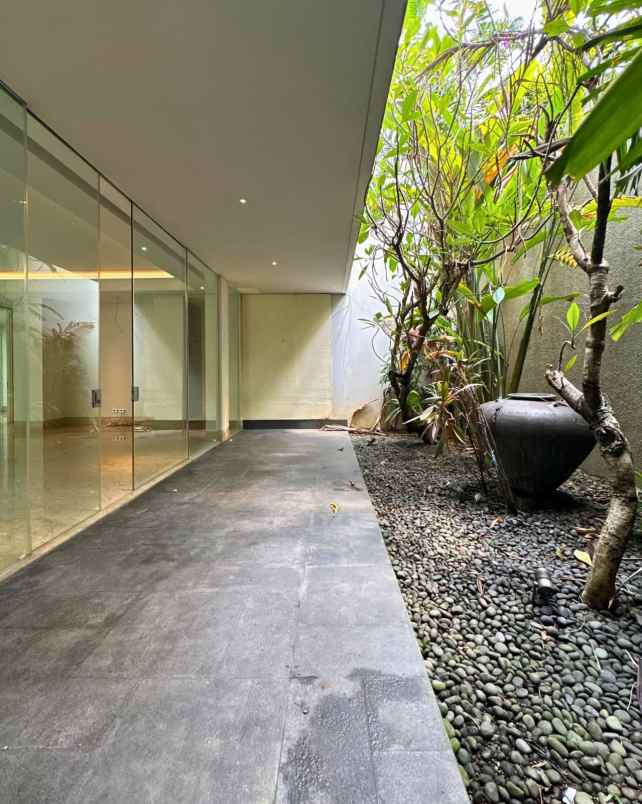 jual rumah mewah di kemang jakarta selatan