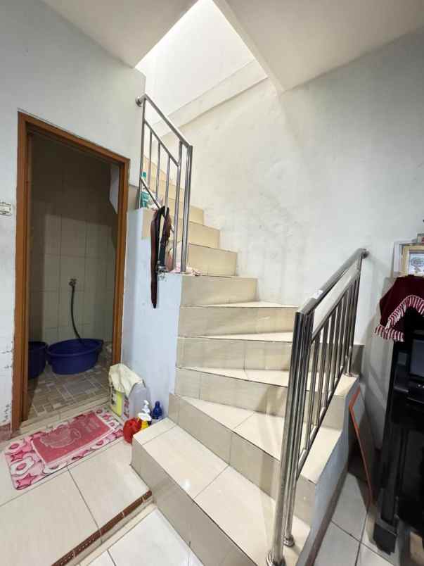 jual t taman palem lestari jak bar