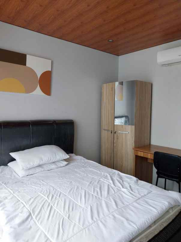 kost dijual di tb simatupang jakarta selatan