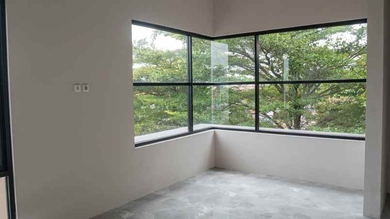 ruko 3 lantai siap pakai dekat bintaro bsd