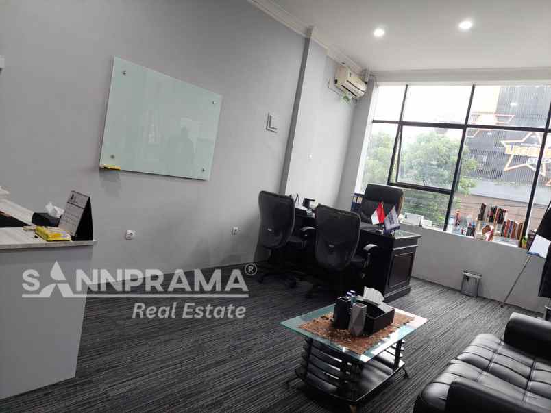 ruko 5 lantai di jl biak cideng jakarta pusat