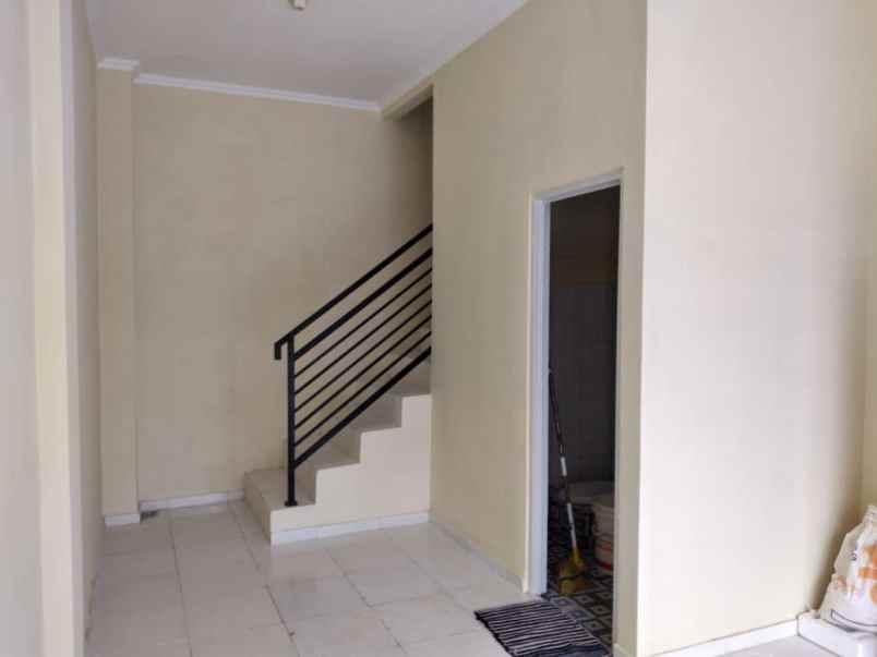 ruko gudang kantor jln bhakti abri kel