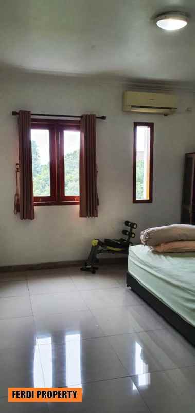 rumah 2 lantai bagus jagakarsa jakarta selatan