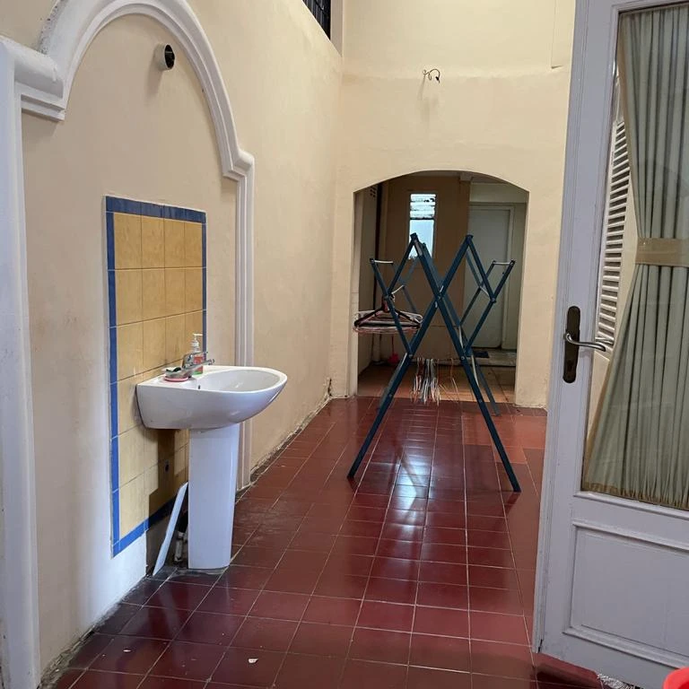 rumah 6 kamar tidur di kalisari cijantung jak tim