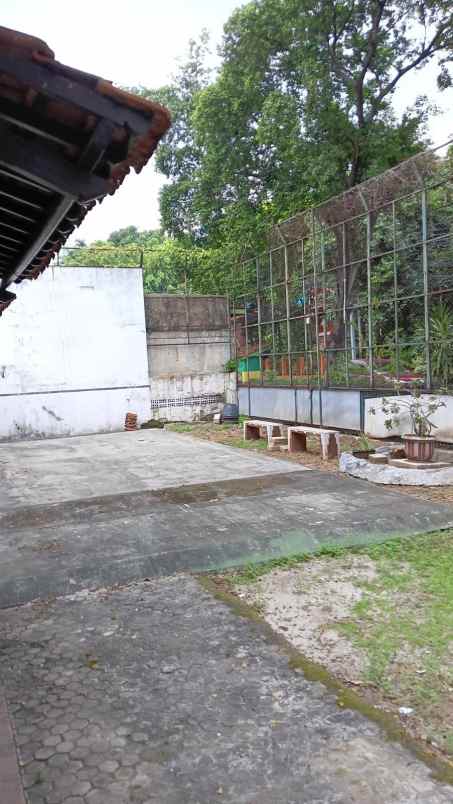 rumah bagus di tomang grogol petamburan jakarta