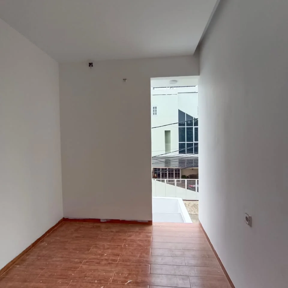 rumah baru dalam cluster di pesanggrahan