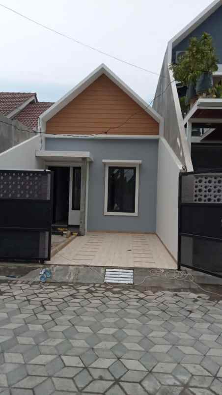 rumah baru gres wonorejo selatan design modern