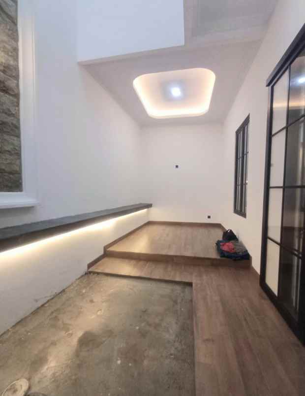 rumah baru siap ditempati jagakarsa jakarta selatan