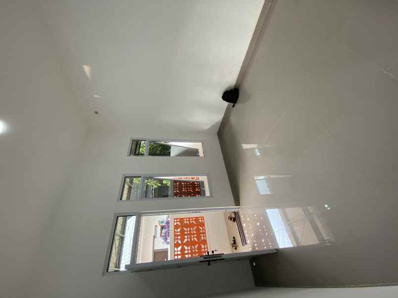 rumah baru siap huni di medang lestari gading serpong