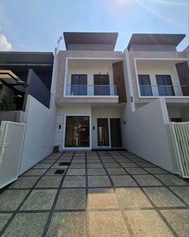 rumah baruk tengah new minimalis carport 2