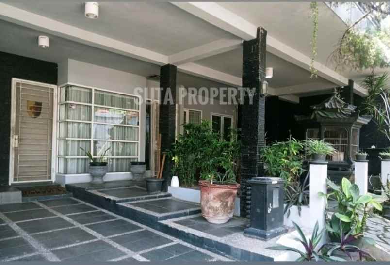 rumah besar 2lt 4 kt nego tapos depok