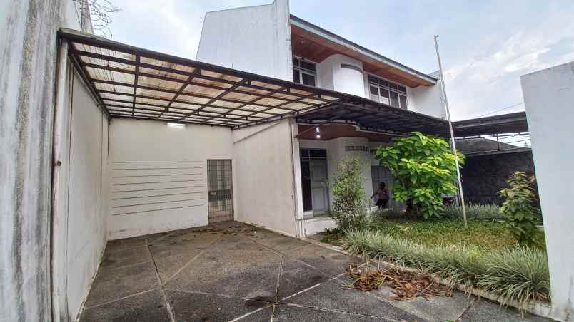 rumah cipedes sukasari