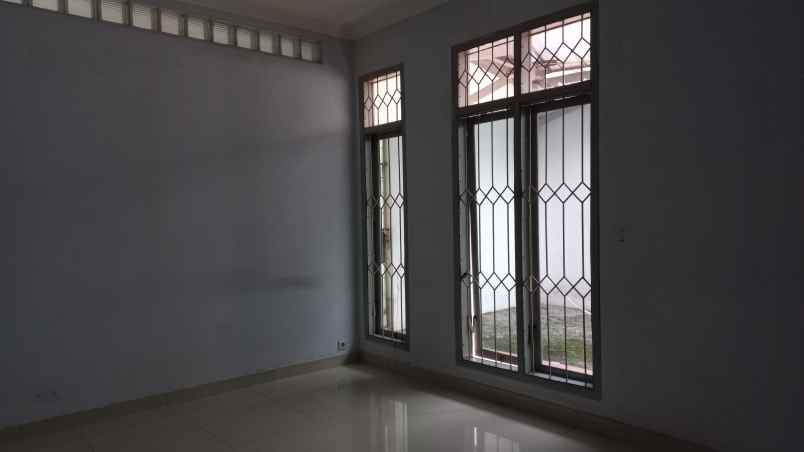 rumah cipedes sukasari