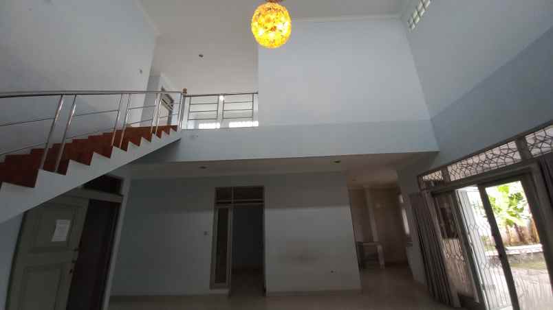 rumah cipedes sukasari