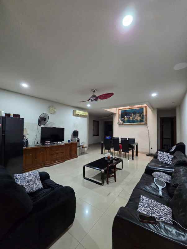 rumah dalam komplek cipinang cempedak jakarta timur
