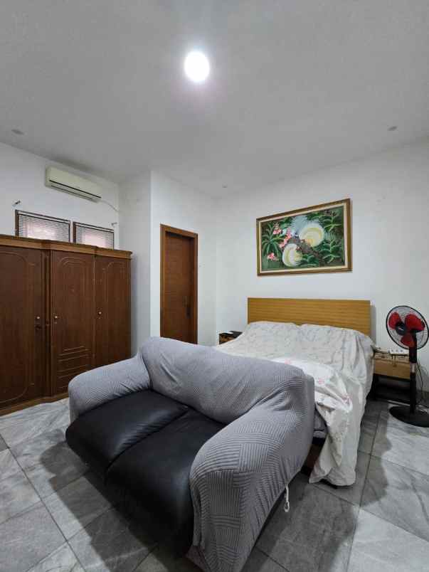 rumah dalam komplek cipinang cempedak jakarta timur