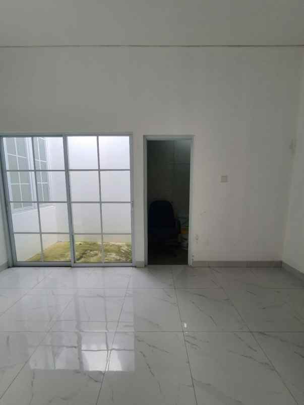 rumah dekat stadion pakansari dan cibinong city mall