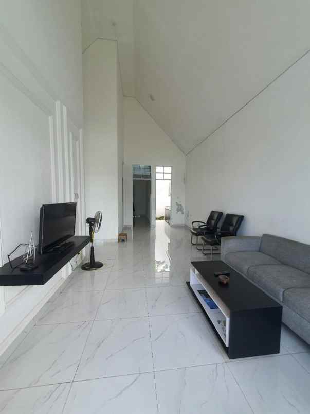 rumah dekat stadion pakansari dan cibinong city mall