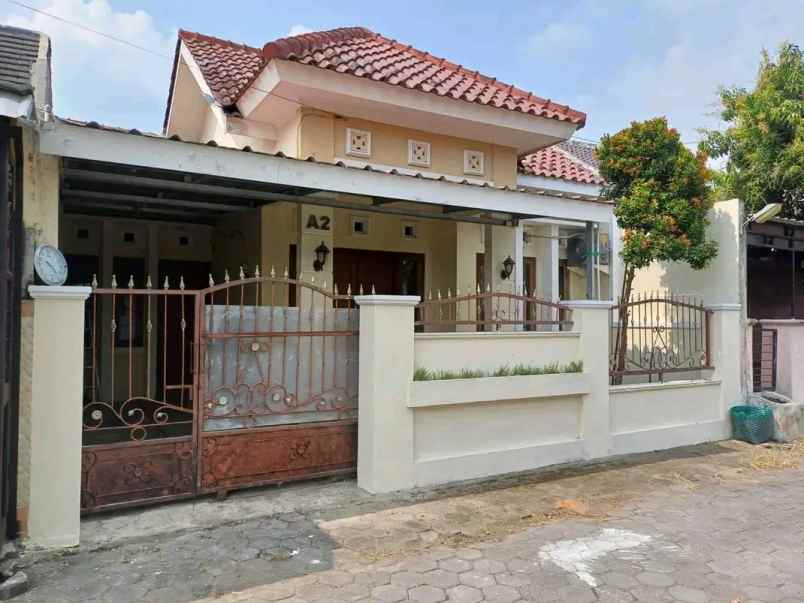 rumah free furniture dalam perumahan di gamping sleman