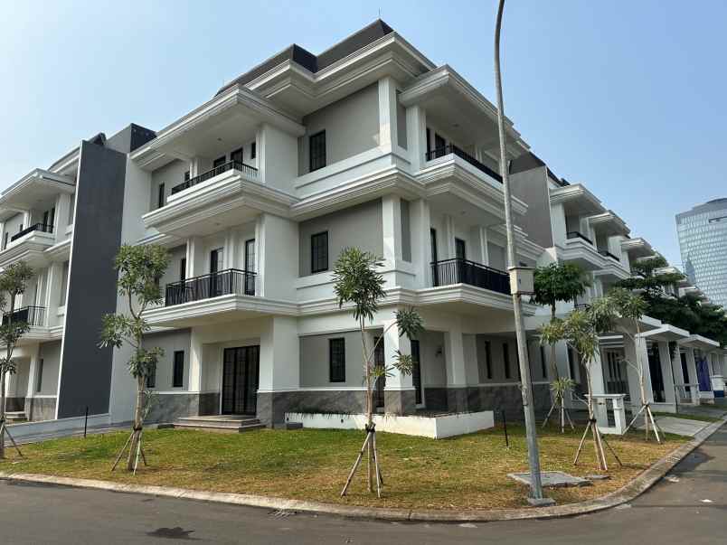 rumah hook siap huni cluster winona alam sutera