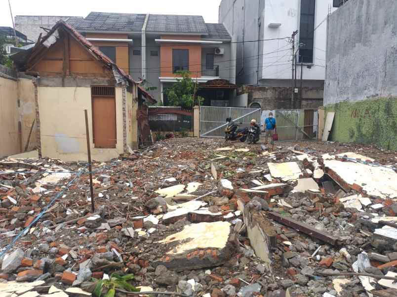 rumah jalan gaber lubang buaya